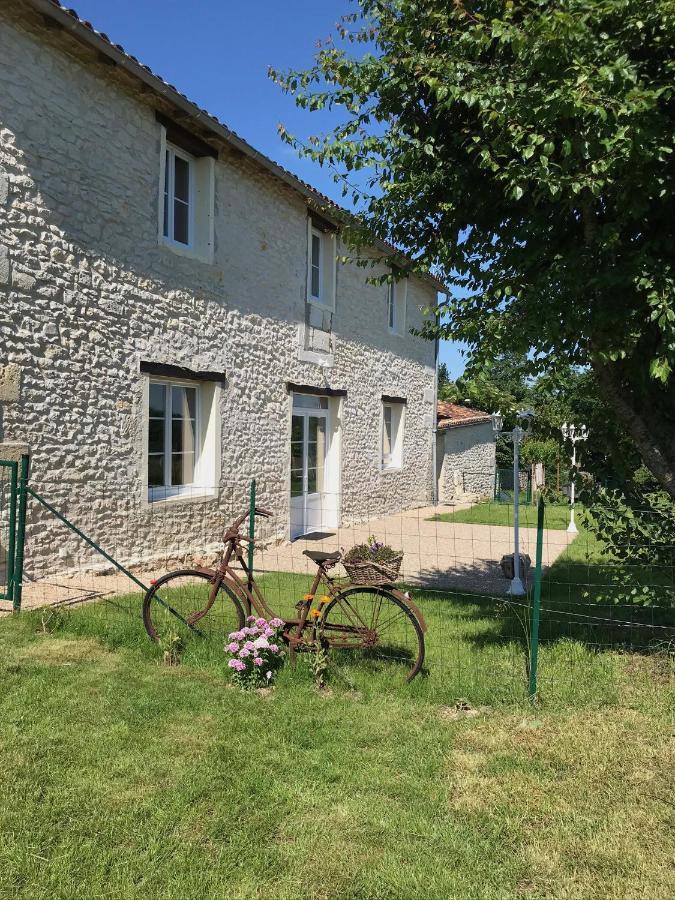 La Grange Du Logis Du Plessis Holiday home Chaniers